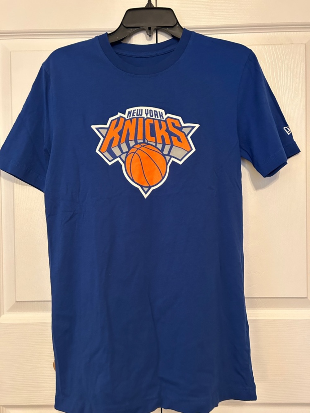 New Era New York Knicks Brunson 11 Royal Blue Logo Tee
